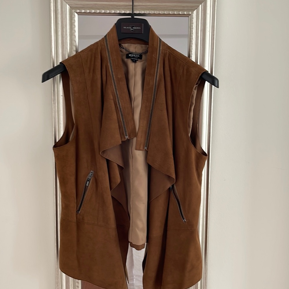Suede vest cognac color mint condition large